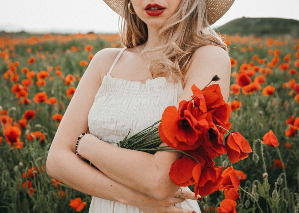 Jak se nerozejít při PMS a kdy si říct o zvýšení platu? Naučte se chápat svůj cyklus