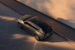 Přijďte se podívat na nové elektrické Volvo EX60 s umělou inteligencí, o kterém všichni mluví